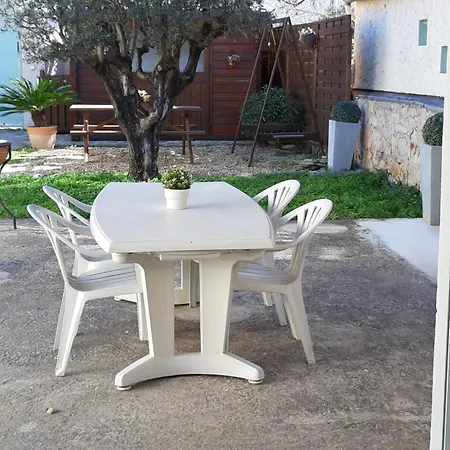 Maisonnette Avec Pergola Toulon Extérieur photo
